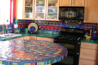 Kitchen - eclectic kitchen idea in Phoenix