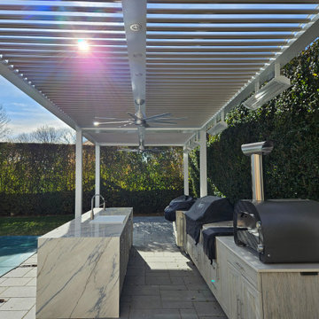 Open Aire Alfresco Competes Against The Elements Of Weather