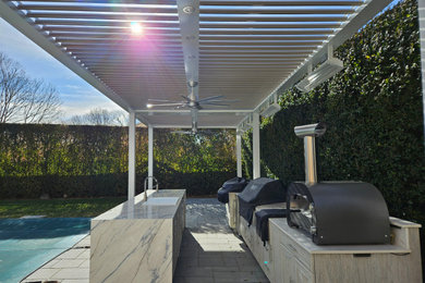 Transitional patio photo in Bridgeport