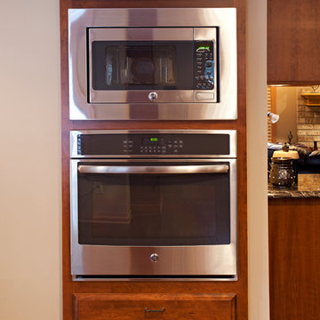 Traditional Cherry Kitchen