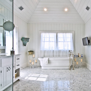 Hamptons Style Bathroom