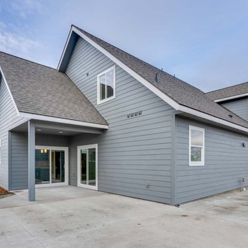 Siding Installation - James Hardie Lap Siding & Shingles in Boothbay Blue