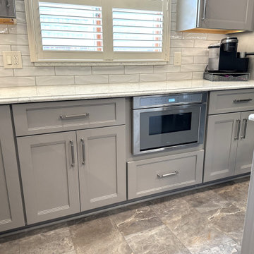 Starmark Waynesville Kitchen in Maple Portabella