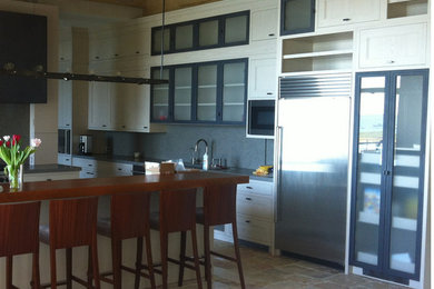 Large minimalist kitchen photo in New York