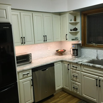 Tiny, Cozy Kitchen Renovation