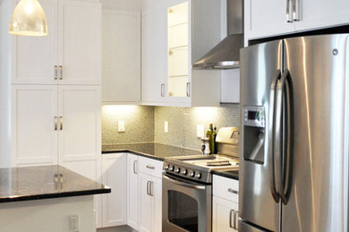 Inspiration for a contemporary kitchen remodel in Raleigh