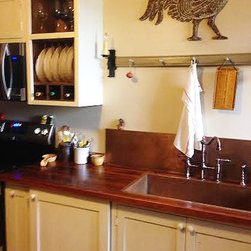 Kitchen #3 - 1700's farmhouse - Kitchen Cabinetry