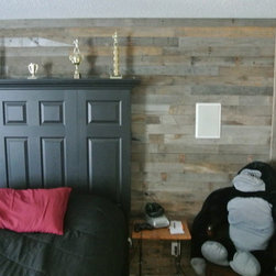 Door headboard and pallet wood accent wall - Headboards
