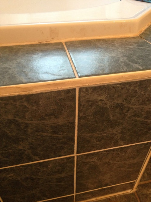 Renewing yellowed tile edging