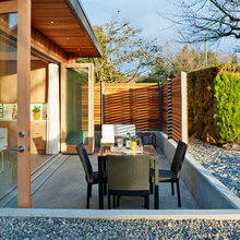 Laneway house