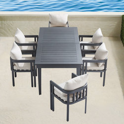 Frontgate 2024 - Outdoor Dining Furniture