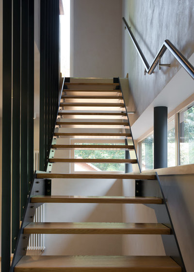 Современный Лестница by Gikalo Kuptsov Architects
