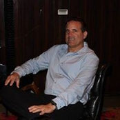 John Rodriguezs foto