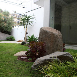 Seaside Cubist - Garden Statues And Yard Art