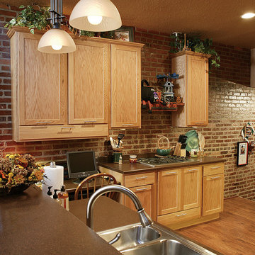 Door style: Pendleton | Species: Red Oak | Finish: Natural