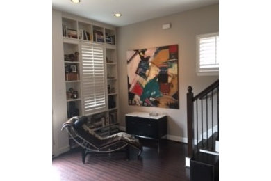 Inspiration for a modern home design remodel in New Orleans