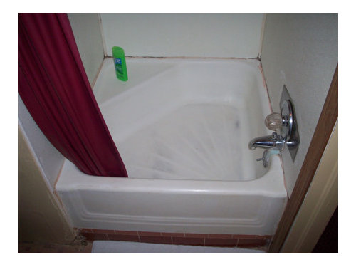 universal bathtub shower tray