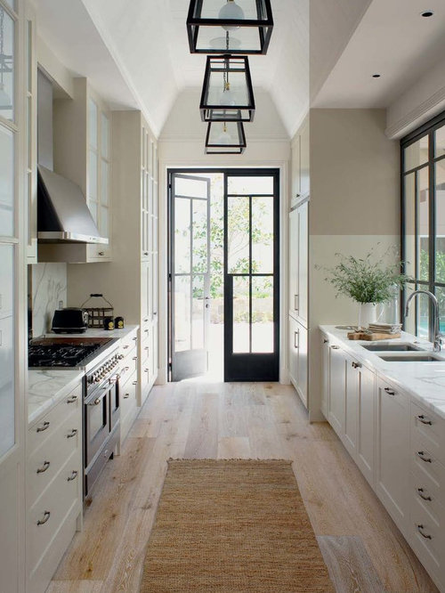 Best Traditional Kitchen Design Ideas & Remodel Pictures | Houzz  Save Photo