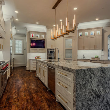 Kitchen, Laundry Room & Living Area (Frisco, TX)