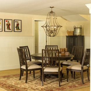 Photo of a traditional basement in Atlanta.