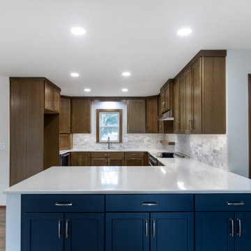 Caddy Court Kitchen & Mainfloor Remodel Before/Afters