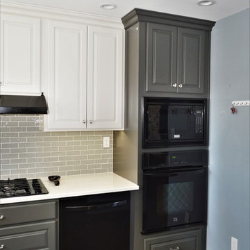 North Judson, IN. Haas Signature Collection. Maple Two Tone Kitchen