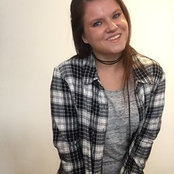 Natalie Recker's photo