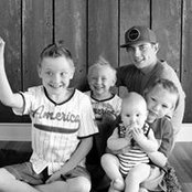 Naomi Tharp's photo