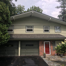 Garage Doors/Front Door
