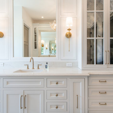 Gilded Lily bathroom
