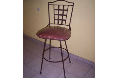 WROUGHT IRON BARSTOOLS