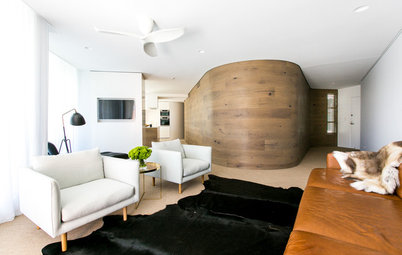 Houzz Tour: Chic Revamp for Manly Penthouse Just Right for Retirement