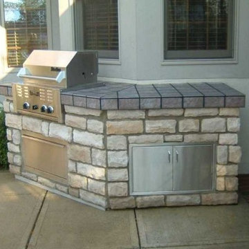 Outdoor Kitchen
