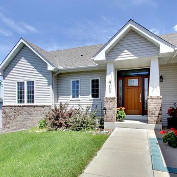 SOLD 411 Richard
