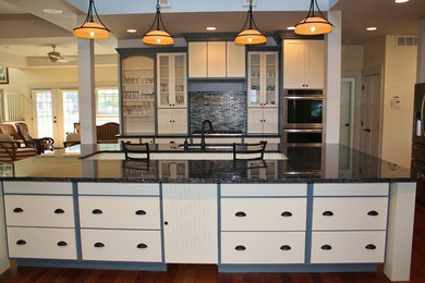 Beach style kitchen photo in Grand Rapids