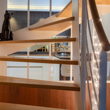 Création d'une cuisine chic et lumineuse dans une maison moderne