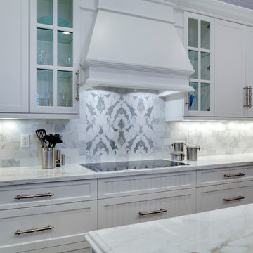 Horseshoe Traditional Kitchen With Cool Tones