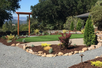 Photo of a traditional landscaping in San Francisco.
