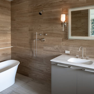 Modern Nantucket Nautical: Bathroom