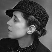 Giulia Cucchettis foto