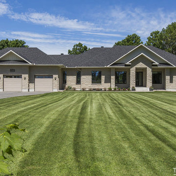 5833 Rideau Valley Drive North