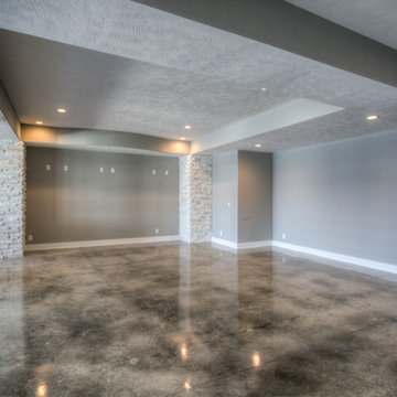 1.5-story custom Brandenburg - modern finishes