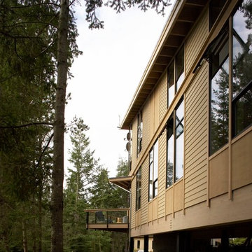 Orcas Island Hillside Home