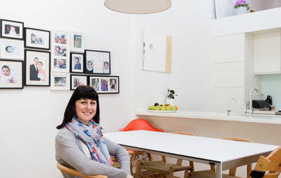 My Houzz: A Modest Terrace Impresses With a Bright, Cheery Interior