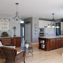 Banquette/Small dining