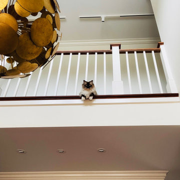 The Hamptons, Foyer
