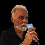 Ernesto Akaba's photo