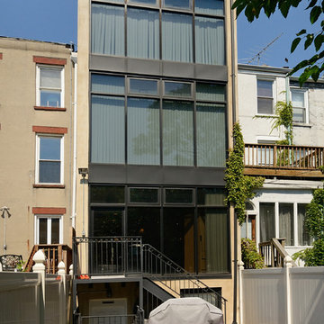 Hoboken Rowhouse with Floor to Ceiling Glass Extension