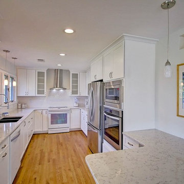 3751 Beach Court