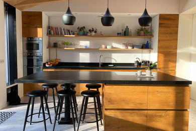 Example of a kitchen design in London